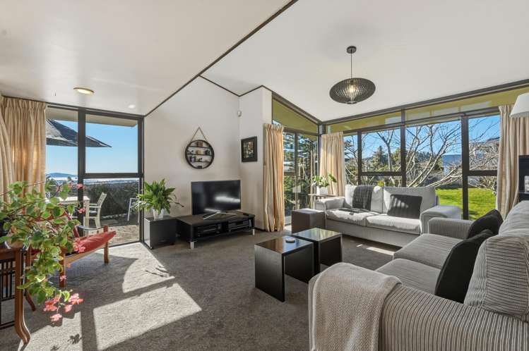 2 Exeter Place Tihiotonga_1