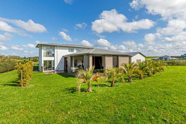 6 Throttle Close Dairy Flat_34