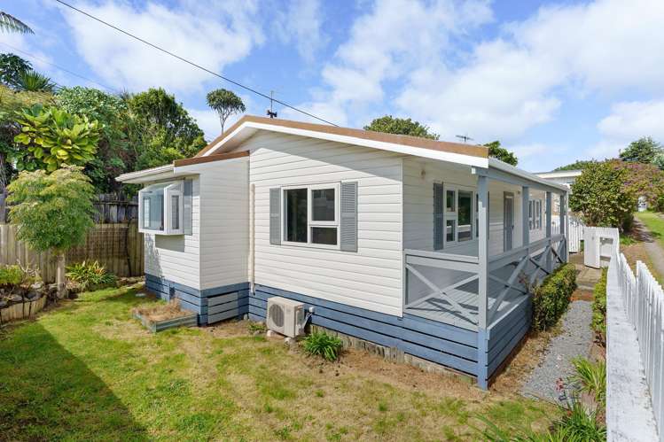 8B Gavin Road Raumati Beach_14