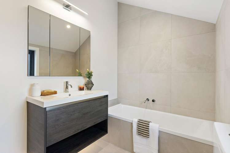 394 East Coast Road Sunnynook_16