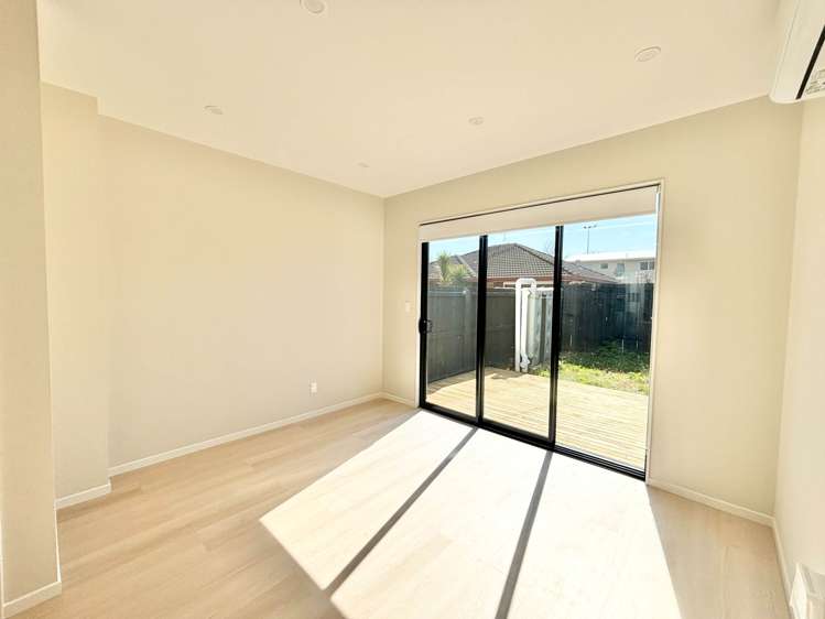 10/113 Moore Street Howick_3