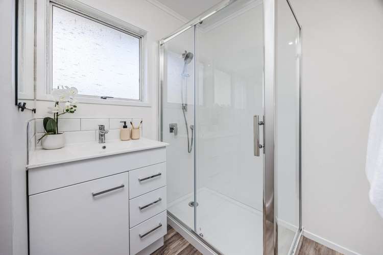 52 Zelda Avenue Clover Park_7