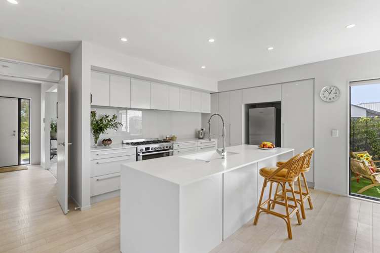 8 Kabardin Street Karaka_10