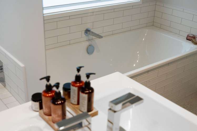 16 Okataina Street Pyes Pa_19