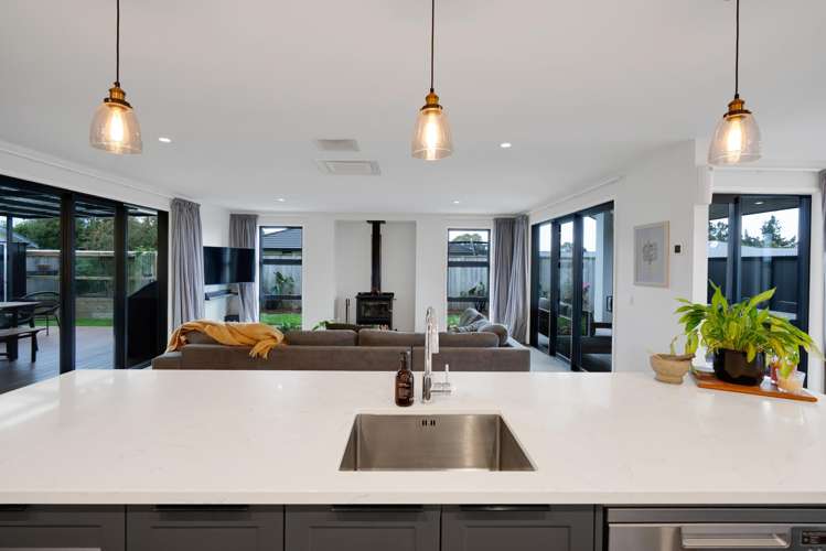 7 Hodge Park Lane Inglewood_11