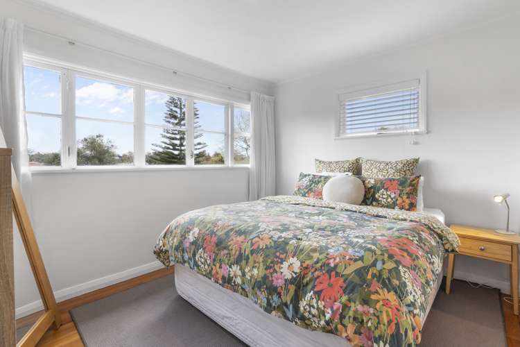 27 Bledisloe Terrace Hamilton East_9