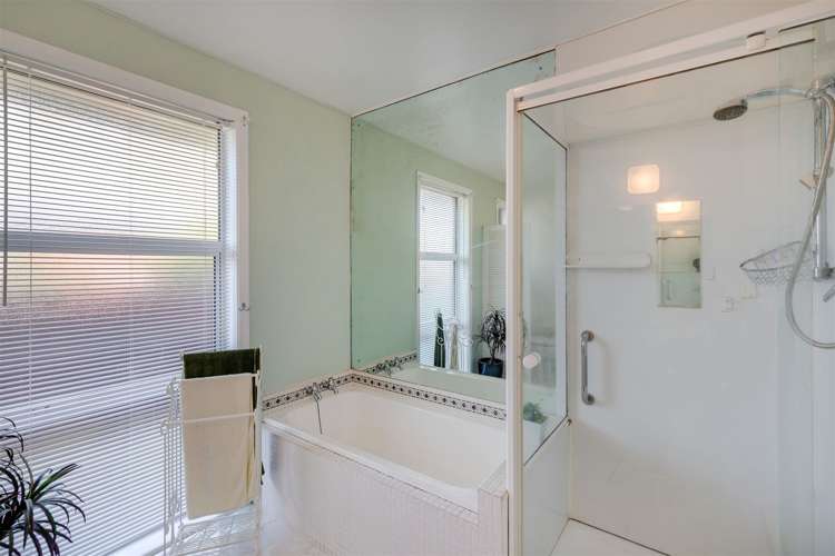 131 Kendal Avenue Burnside_12