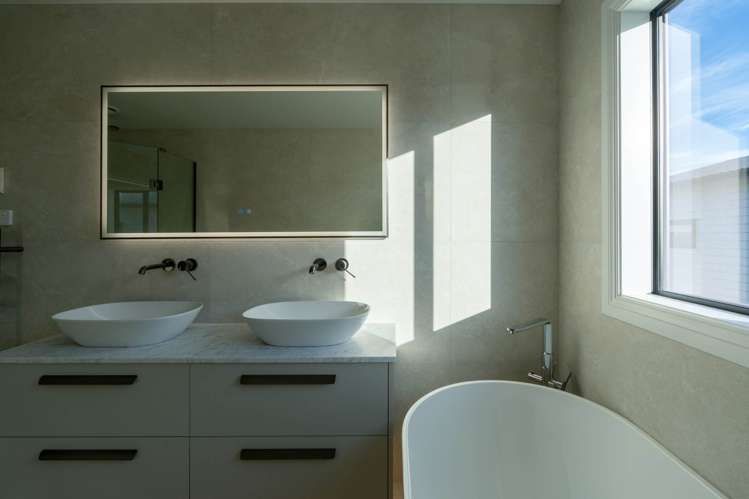 39 Streamview Way Long Bay_25