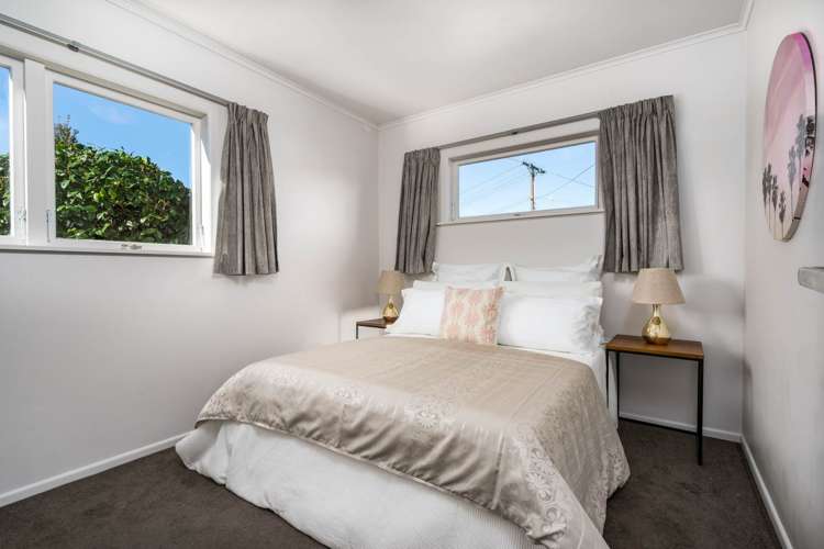 74 Gloria Avenue Te Atatu Peninsula_8