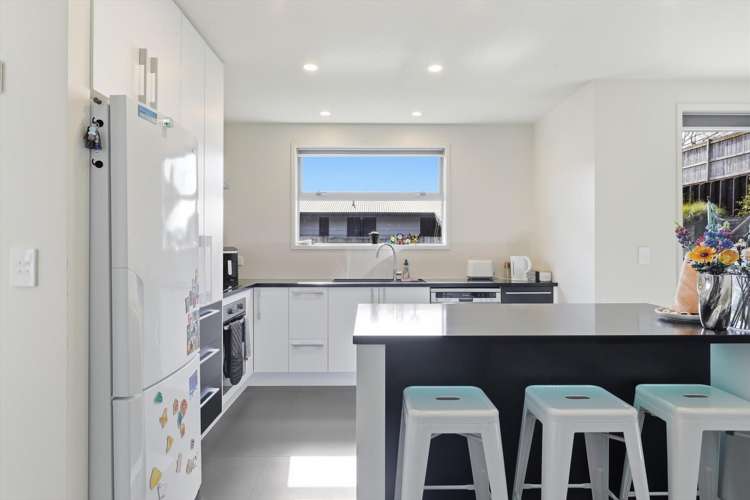 105 Ballintoy Park Drive Welcome Bay_5