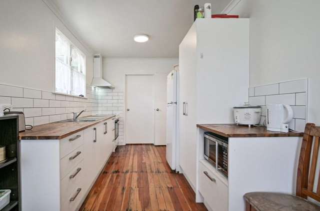 1011 Bledisloe Street 10495_2
