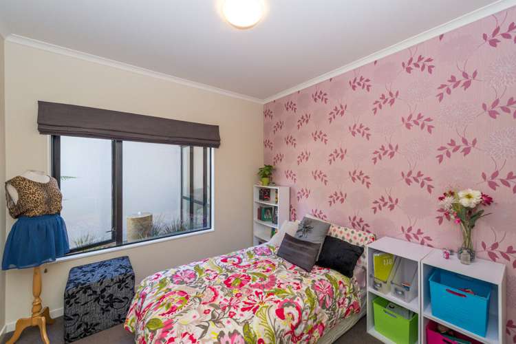 8 Sunningdale Drive Stoke_17