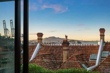 202/15B Augustus Terrace_2