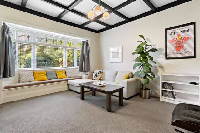 37 Ferryhill Road Epsom_1