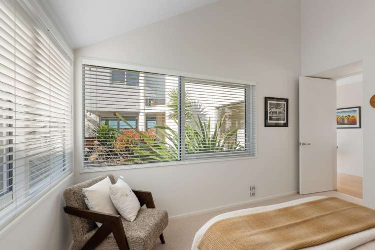 117 Main Road Redcliffs_27