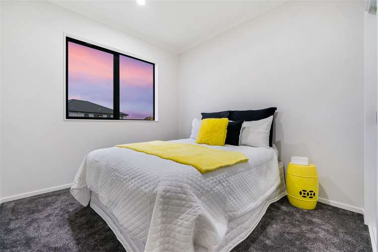 10 Uru Drive Flat Bush_15