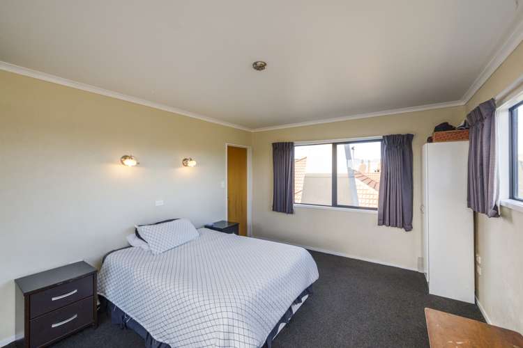 106 Pacific Drive Fitzherbert_16