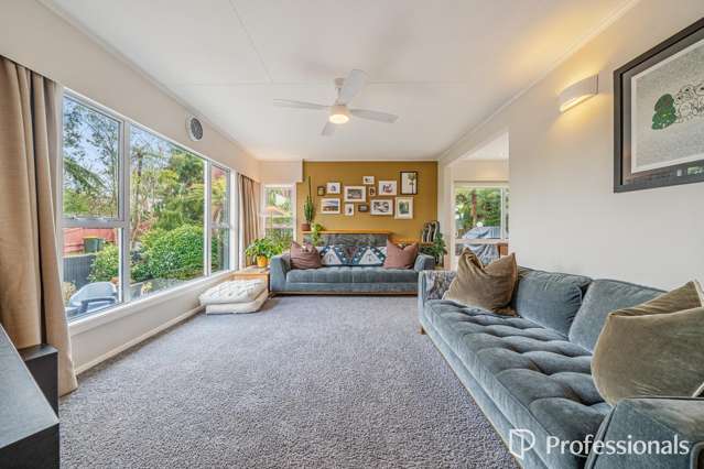 37 Petrie Street Wainuiomata_2