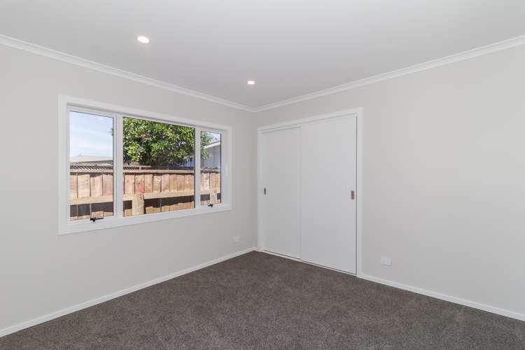 2&3/52 Park Road Greenmeadows_8