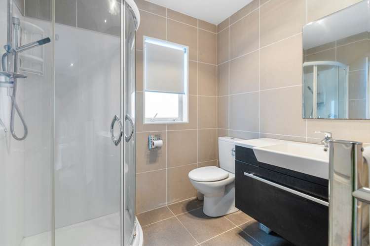 11 Beatrice Place Flat Bush_15