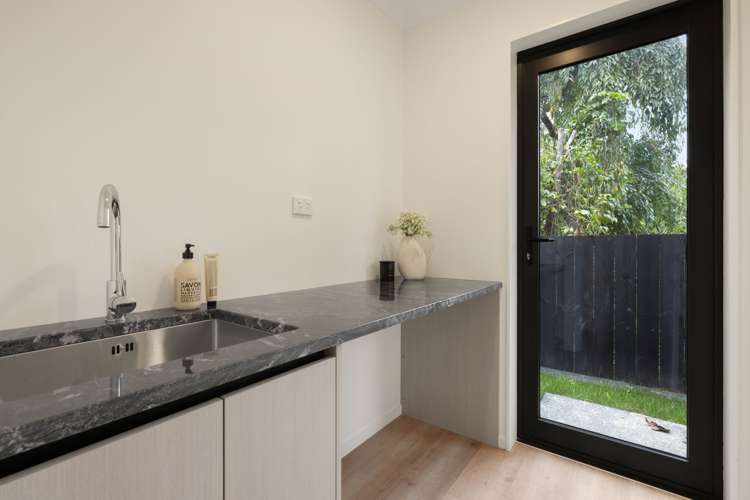 2/1082 River Road Queenwood_14