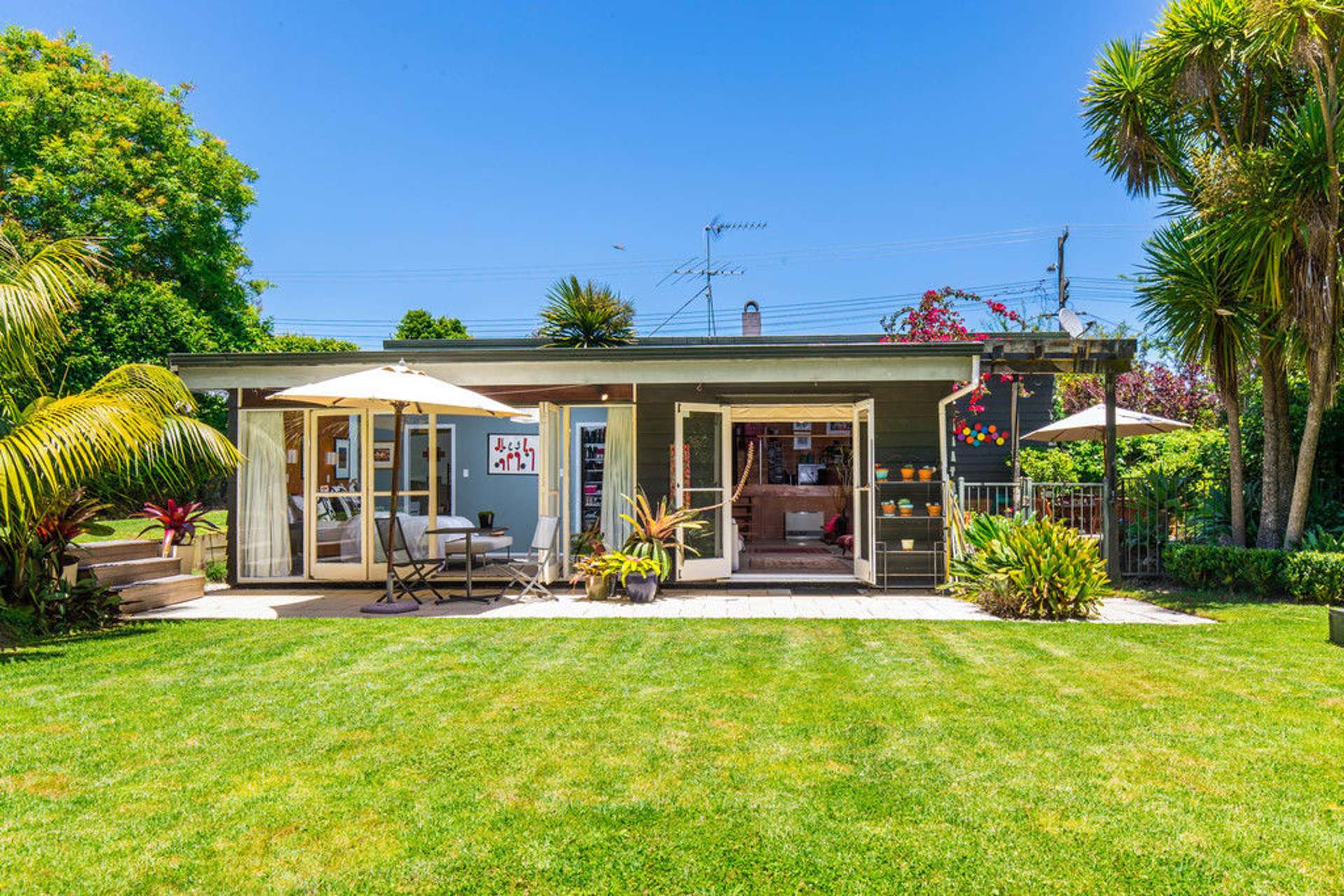 157 Golf Road Titirangi_0