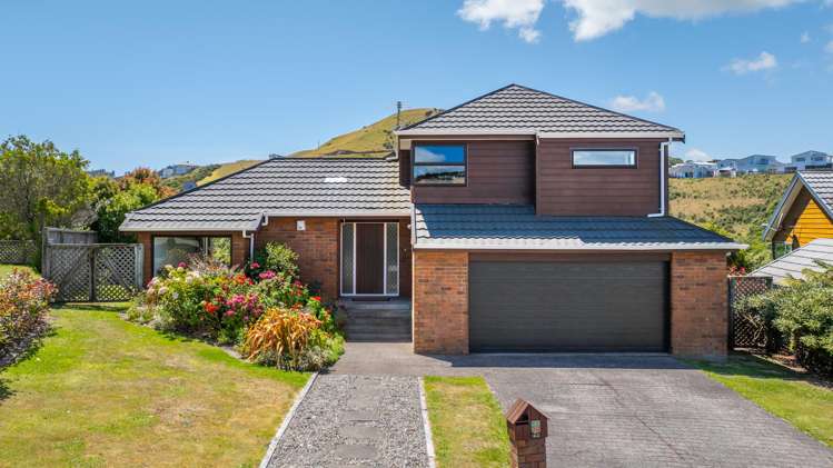 14 Aintree Grove Churton Park_0