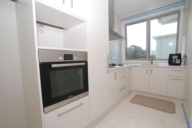 59 Bernard Magnus Lane Greenhithe_7