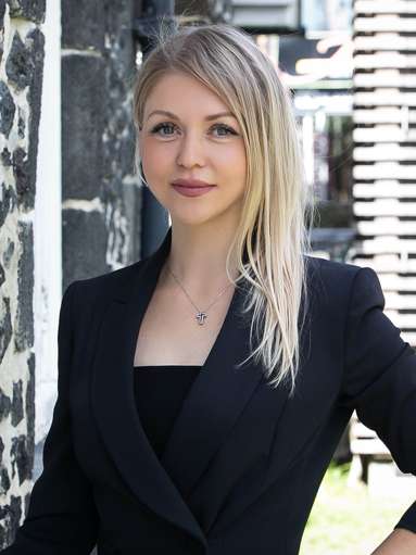 Anya Khominich