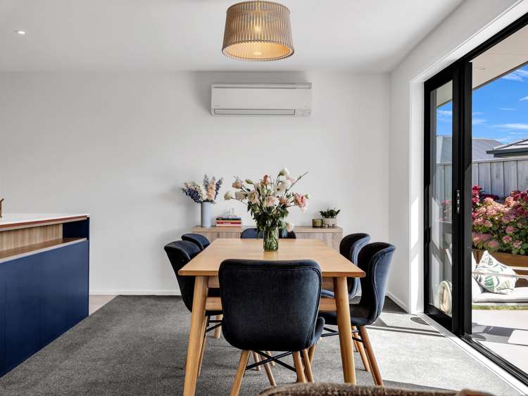 98 Sunline Avenue Lincoln_5