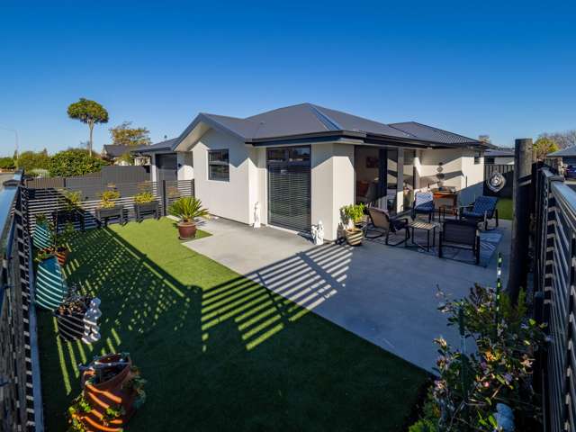 Upspecked as NEW Townhouse