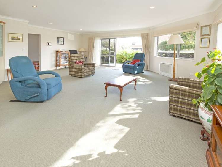 76 Florence Avenue Orewa_5