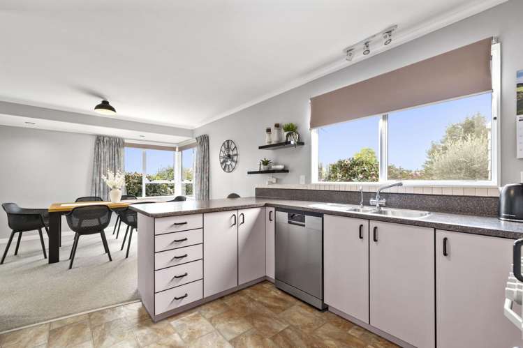 98 Norfolk Road Carterton_4