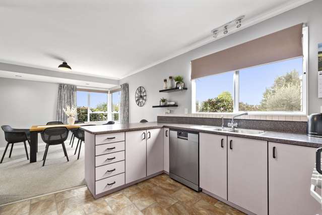 98 Norfolk Road Carterton_4