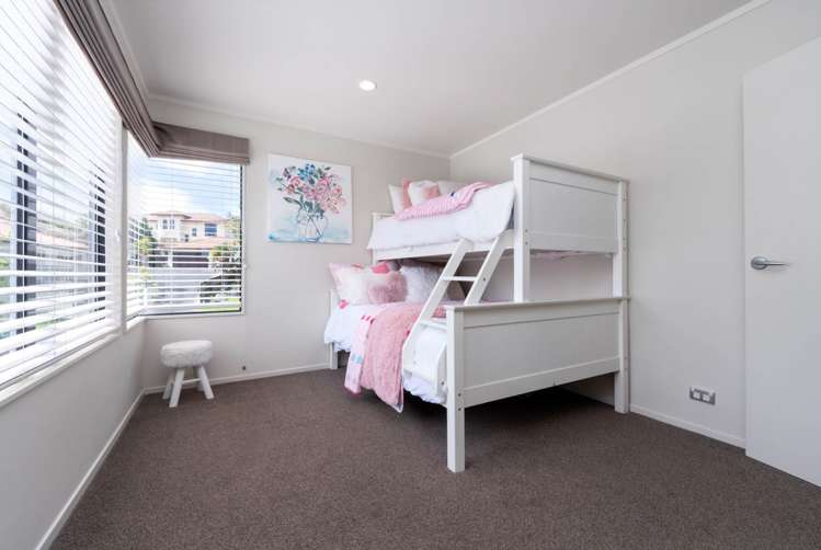 9 Brooke Ridge Rise East Tamaki Heights_12
