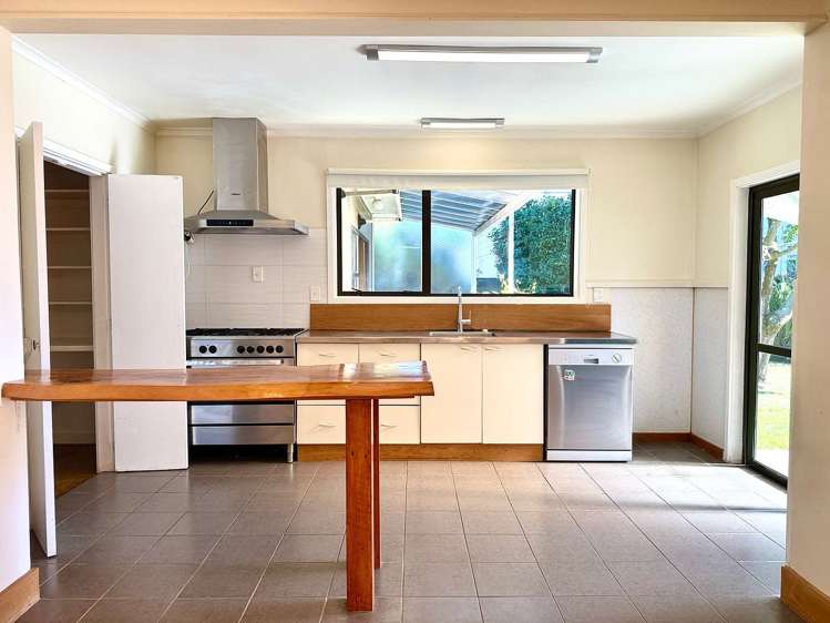 52 Pitcairn Crescent Bryndwr_3