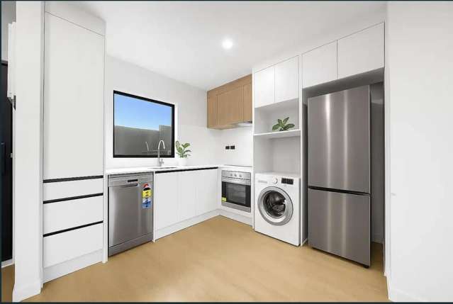 5/114 Coronation Road Mangere Bridge_2