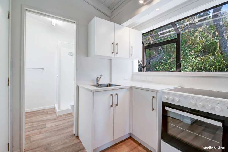 22 Glenelg Road Red Beach_19