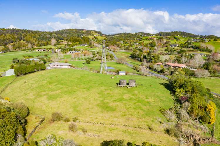 2 Nihotetea Lane (Pvt) Maunu_17