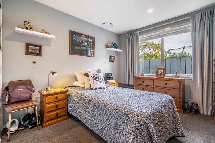 62 Louisa Street Gladstone_13