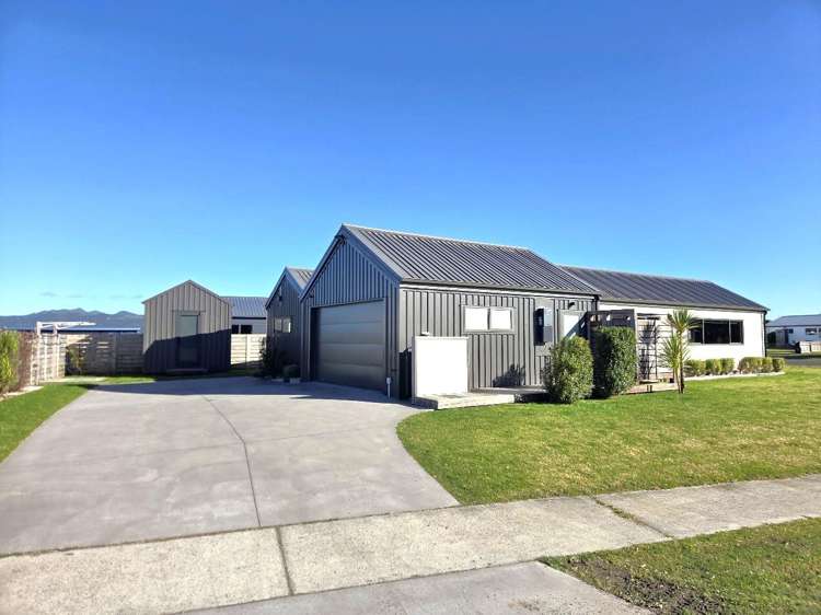 2 Motutere Drive Matarangi_18