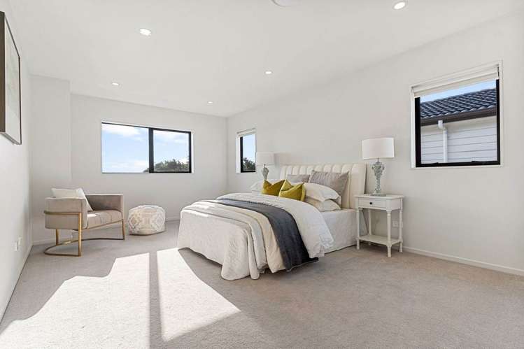 3 Hing Street Flat Bush_10