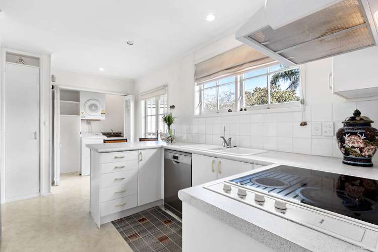 2 Fordyce Avenue Sunnyhills_5