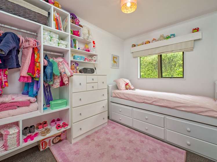 33 Main Road Bombay_8