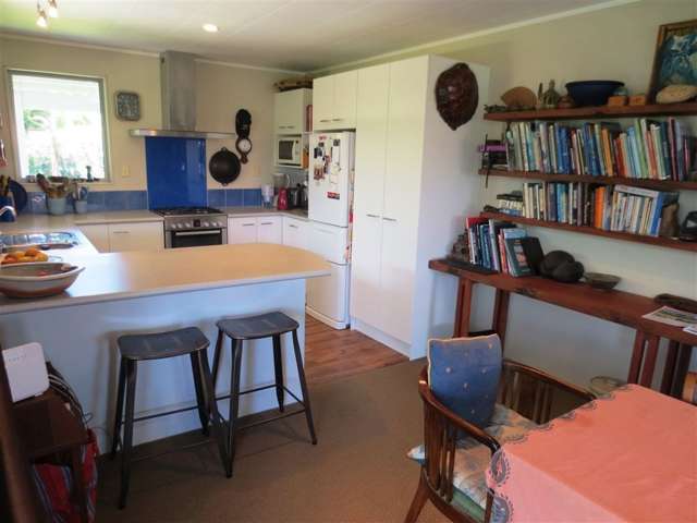 42 Cholmondeley Crescent Whitianga_2