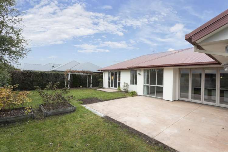 54 Pentecost Road 11353_2