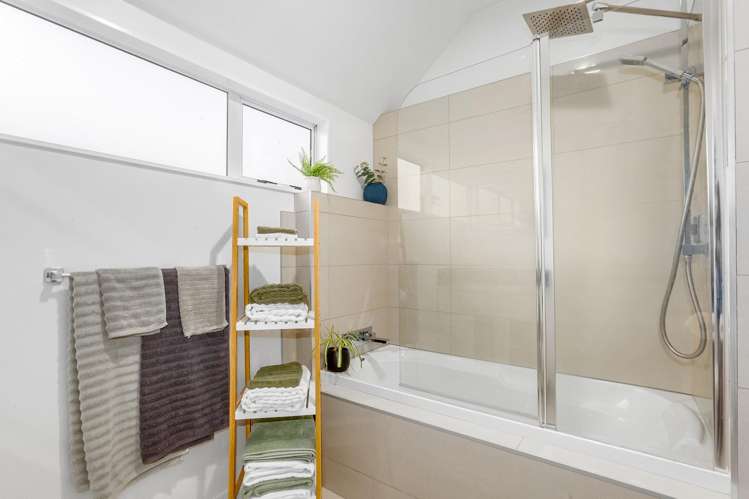 41 Joseph Banks Drive Whitby_19
