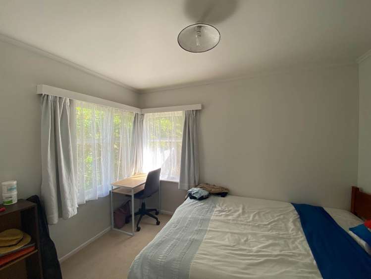 12 Merville Avenue Te Atatu South_6