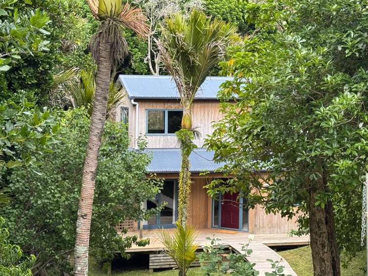 1 Te Toki Rd Ostend_1