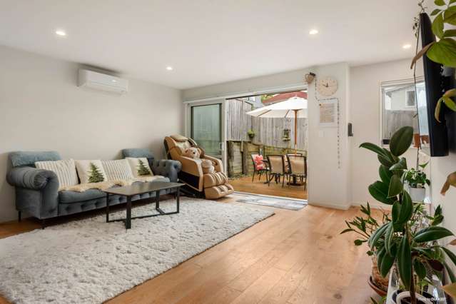 14B Coniston Avenue Te Atatu South_3